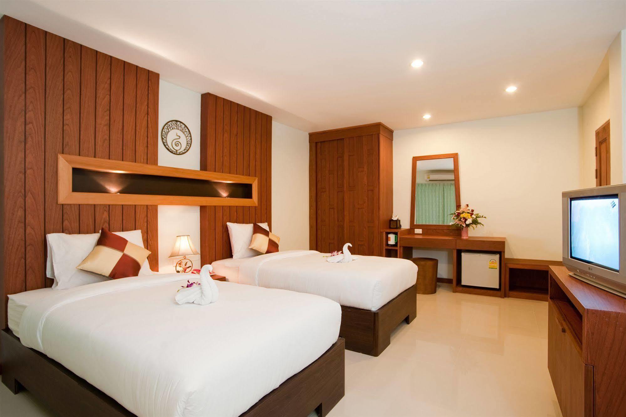 Deva Suites Patong Phuket Exteriér fotografie